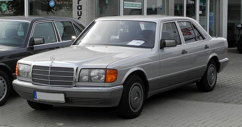 Mercedes-Benz 126 (1979)